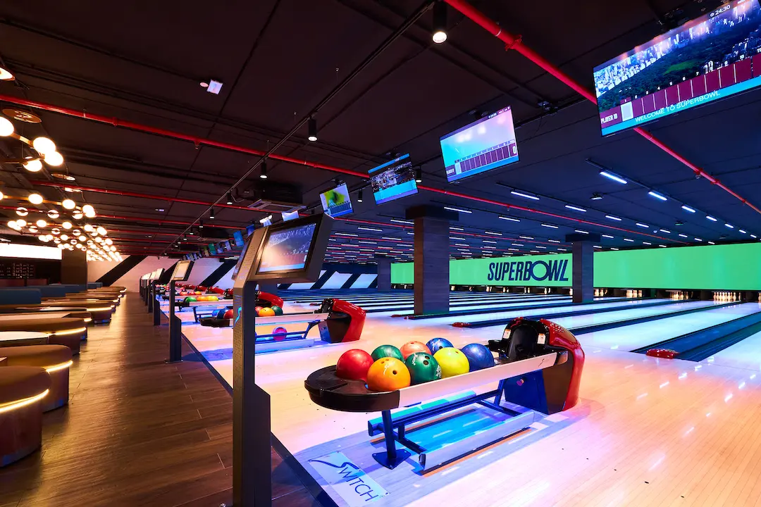 Things to do in malta - bowling